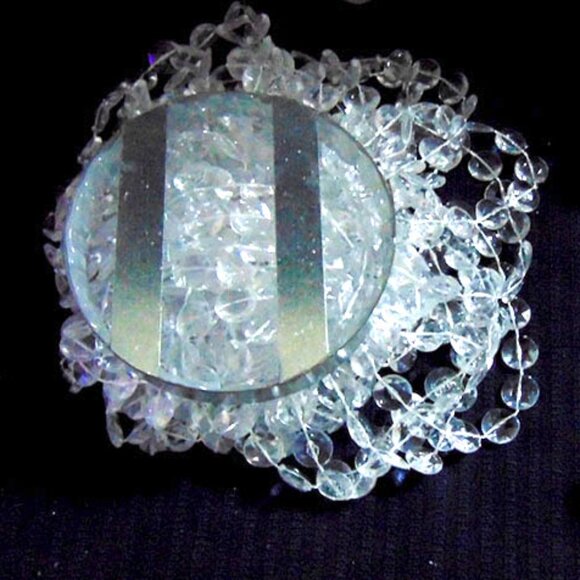 Forbes Favors Set of 5 Chandelier Centerpieces - Picture 7 of 11